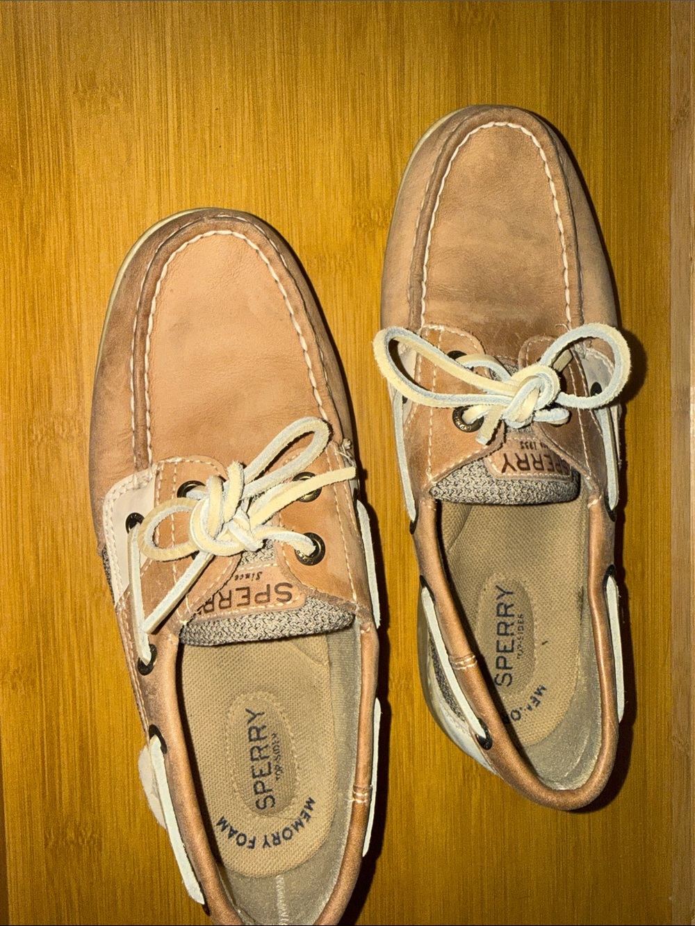 Sperry Women’s Tan Leather Moc Toe Boat Shoes 6.5
